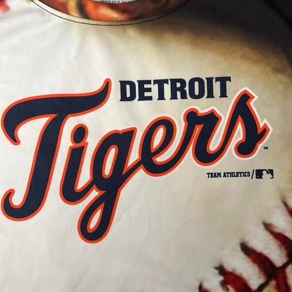 MLB Detroit Tigers Performance Athletic Tee Shirt Sz Medium 10/12 - Picture 5 of 8